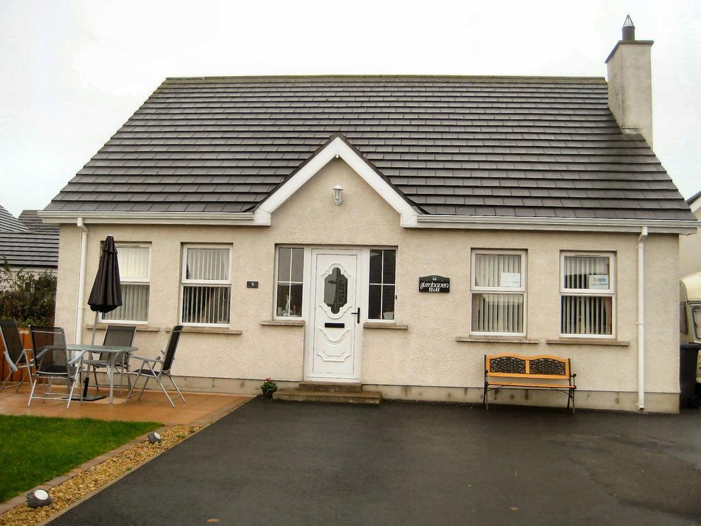 Glen Haven Bed And Breakfast Ballycastle Exteriör bild