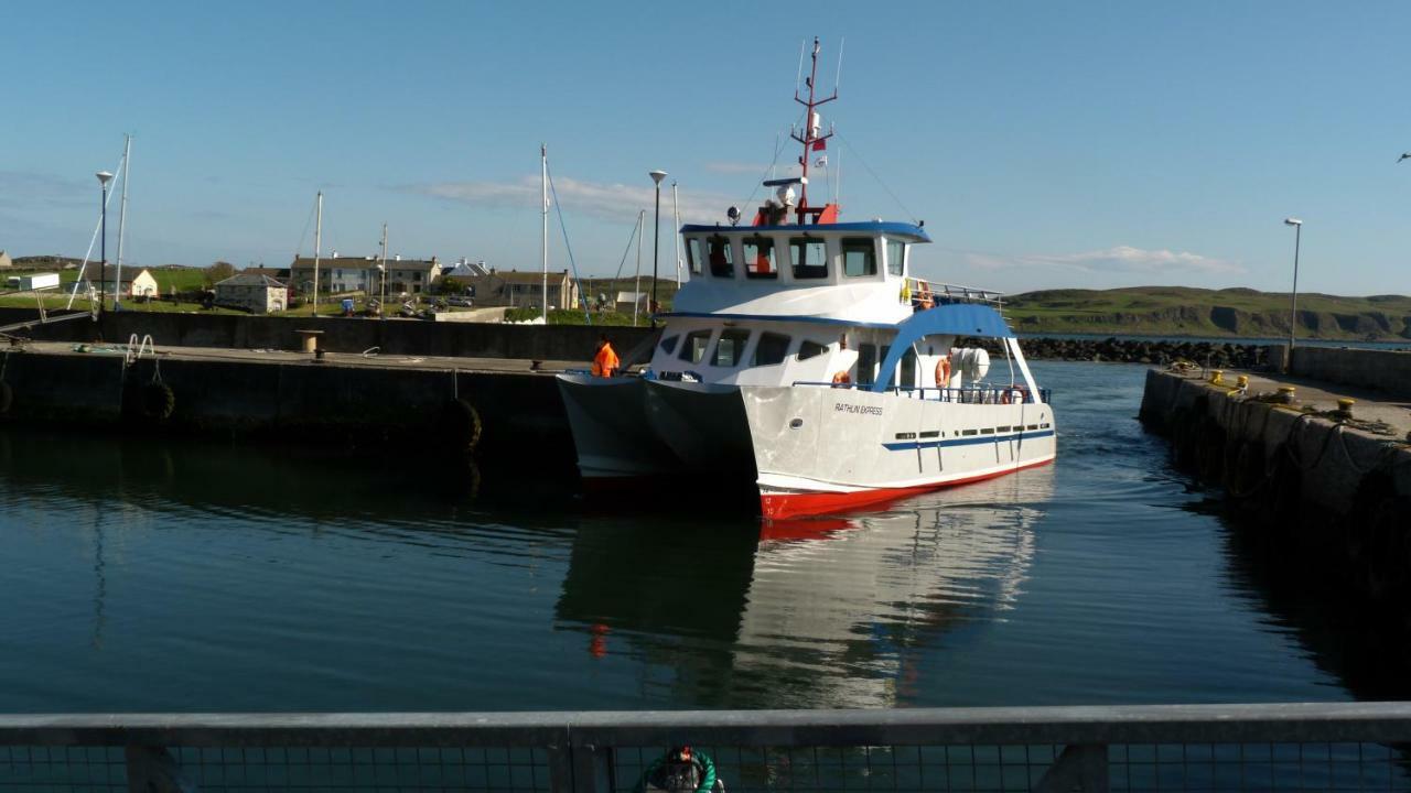Glen Haven Bed And Breakfast Ballycastle Exteriör bild