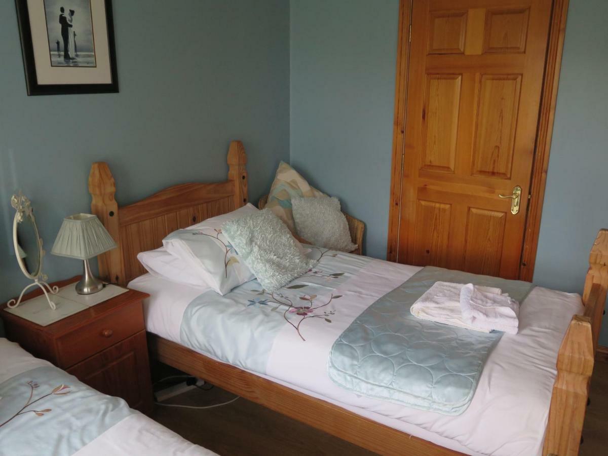 Glen Haven Bed And Breakfast Ballycastle Exteriör bild