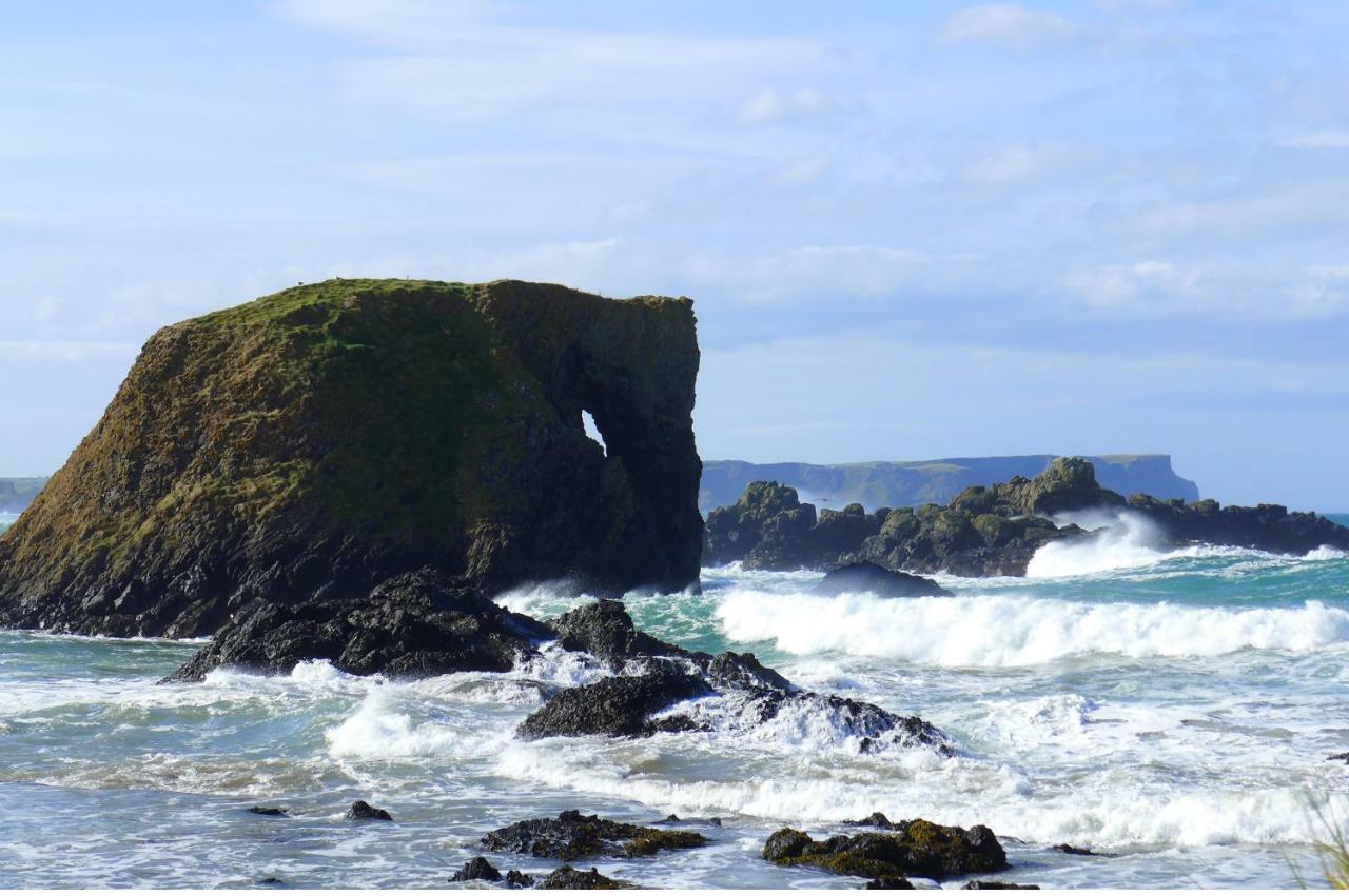 Glen Haven Bed And Breakfast Ballycastle Exteriör bild